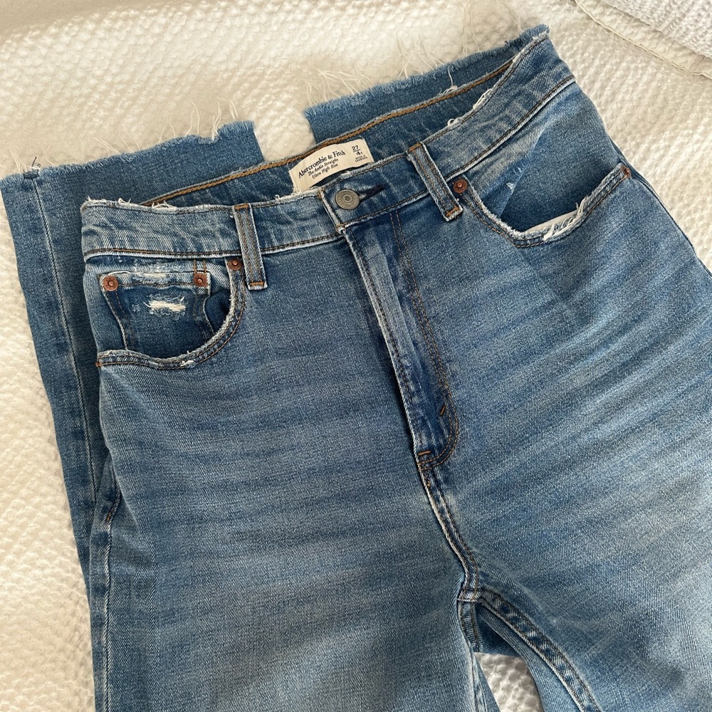 Abercrombie and Fitch Ankle Straight Ultra High Rise Jean
